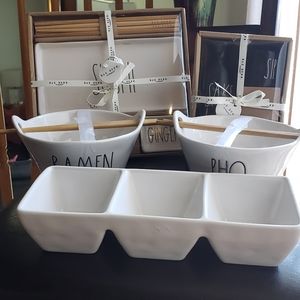 BNWT Rae Dunn Sushi Pho set